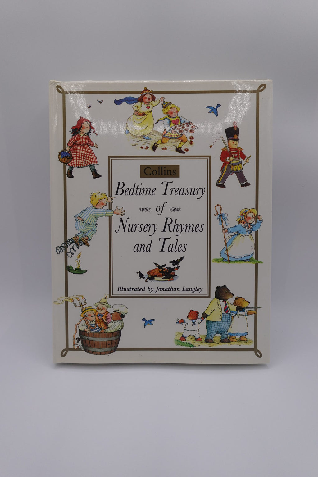 Collins Bedtime Treasury of Nursery Rhymes and Tales