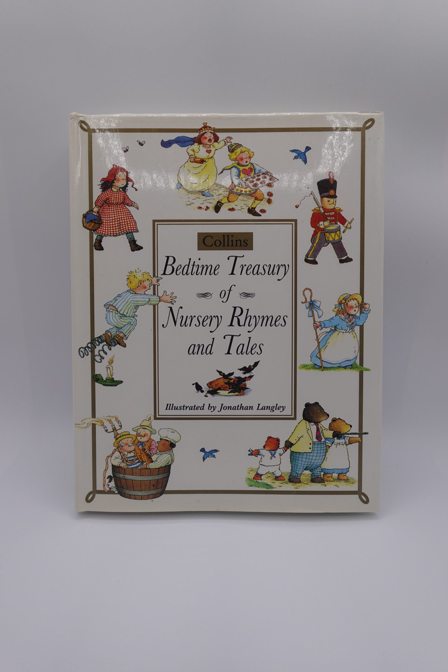 Collins Bedtime Treasury of Nursery Rhymes and Tales