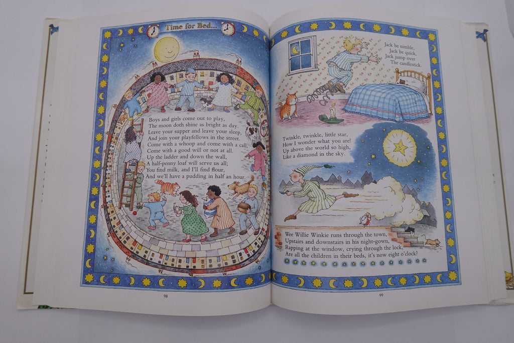 Collins Bedtime Treasury of Nursery Rhymes and Tales