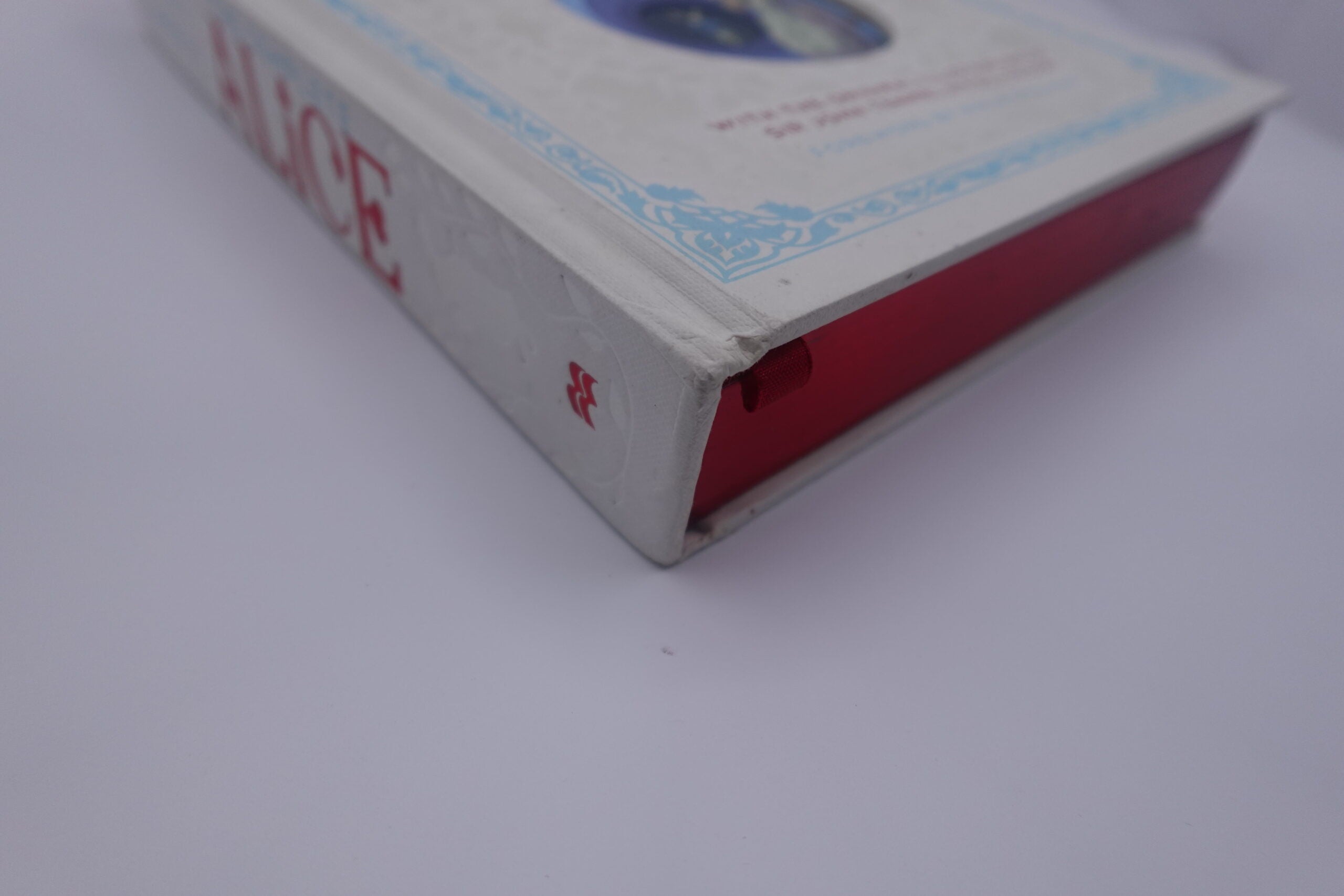 The Complete Alice (Collector's Edition - sprayed edges)