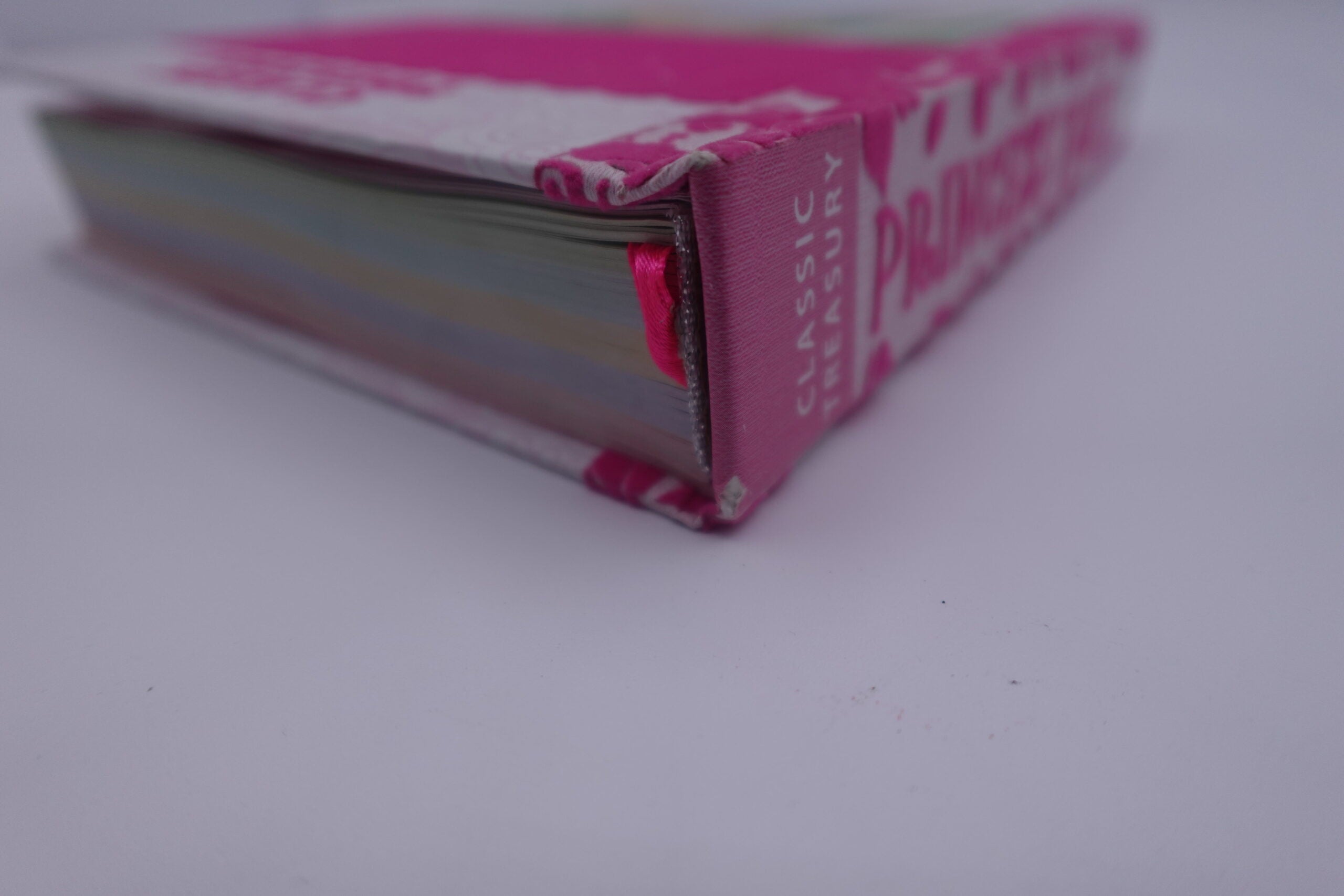 Classic Treasury Princess Tales