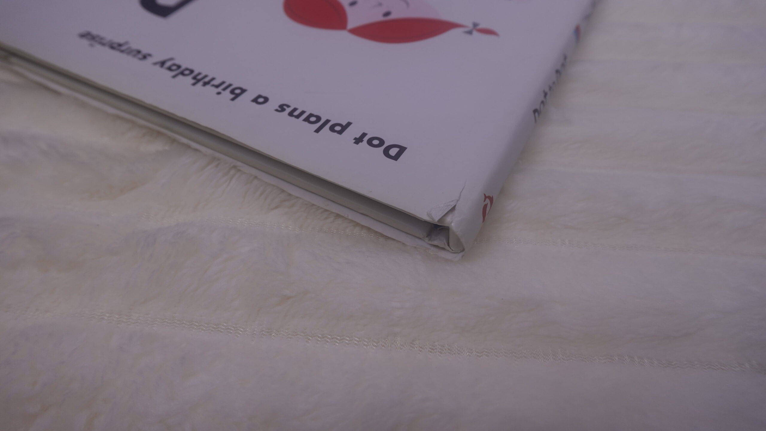 Dot to Dot (Flip-Over Book)